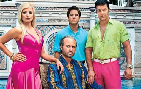 versace stasera in tv|versace spectacular actors.